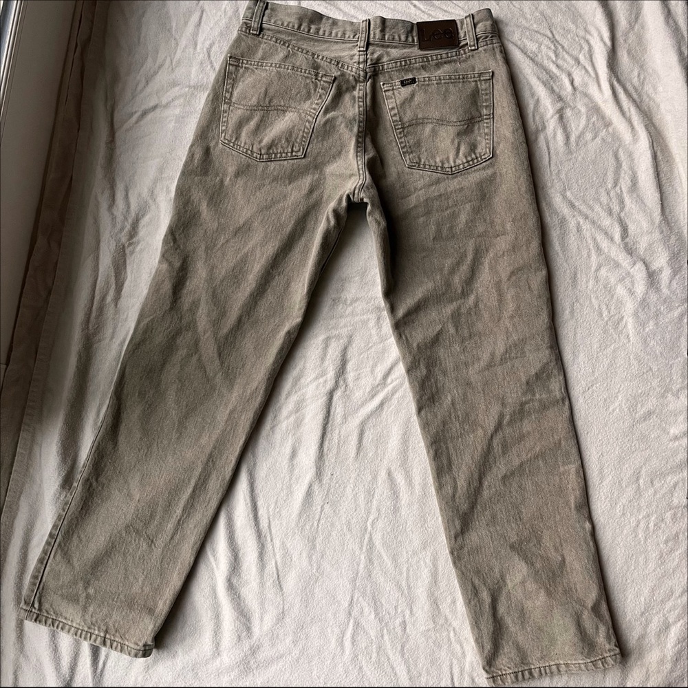Vintage Lee High Waisted Brown Jeans (Size 33) 🤎